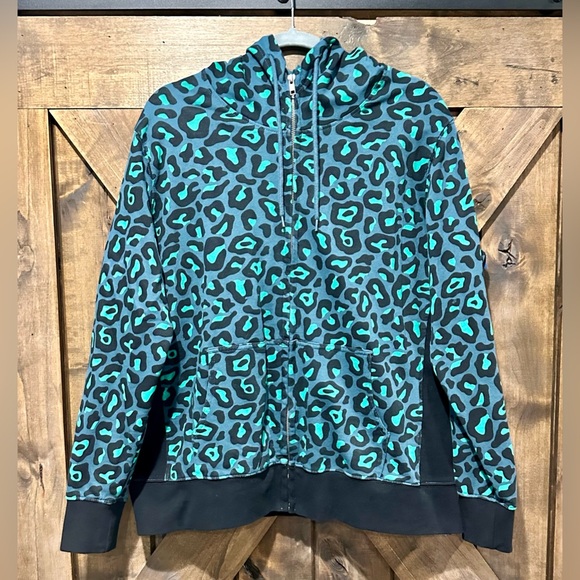 EUC Wrangler Retro Teal & Black Cheetah Hooded Jacket - Picture 15 of 15